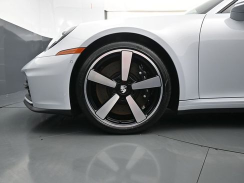 Certified 2026 Porsche 911 Targa 4S AWD/4WD image 6