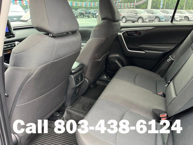 Used 2024 Toyota RAV4 LE AWD/4WD image 11