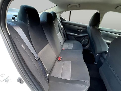 Used 2024 Nissan Sentra SV FWD image 20