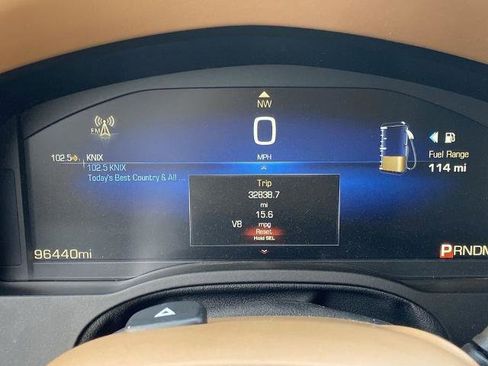 Used 2015 Cadillac Escalade Platinum AWD/4WD image 7