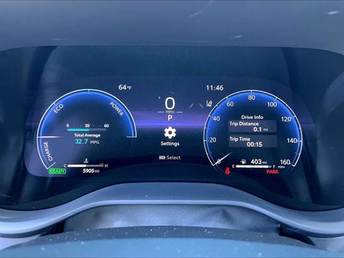 Used 2025 Toyota Sienna Limited image 25