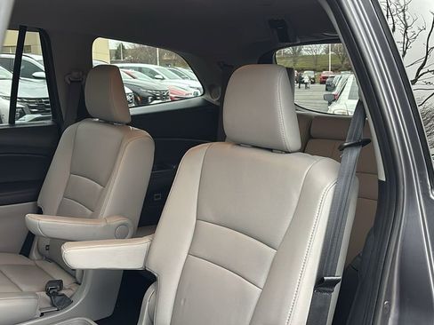 Used 2021 Honda Pilot Touring image 27