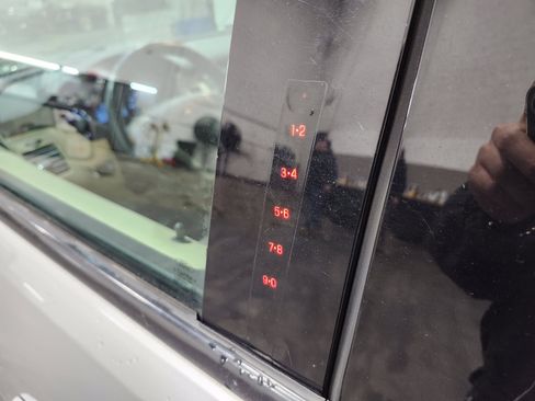 Used 2019 Ford Flex SE FWD image 24