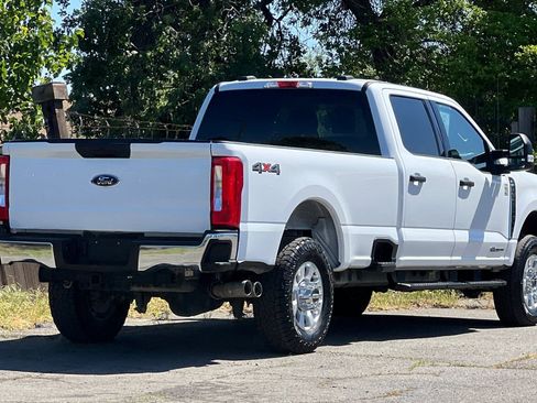 Certified 2024 Ford F350 XLT AWD/4WD image 4