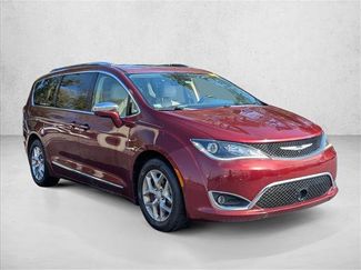 Used 2018 Chrysler Pacifica Limited w/ Advanced Safetytec Group FWD video 3