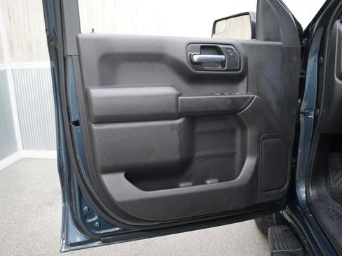 Used 2020 Chevrolet Silverado 1500 Custom w/ Custom Value Package image 27