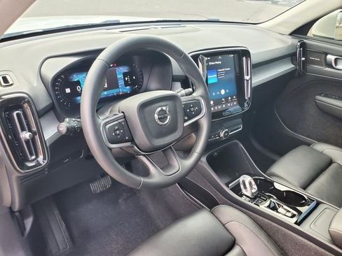 Certified 2024 Volvo XC40 B5 Plus w/ Protection Package Premier AWD/4WD image 16