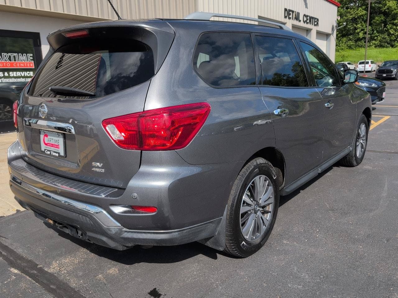 Used 2017 Nissan Pathfinder SV w/ Trailer Tow Package AWD/4WD image 8