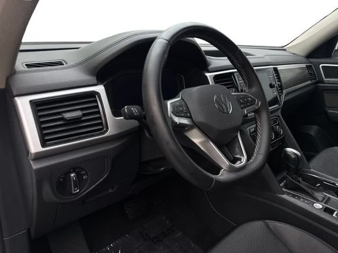 Used 2023 Volkswagen Atlas SE w/ Black Wheel Package FWD image 54