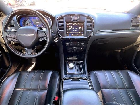 Used 2021 Chrysler 300 S image 7