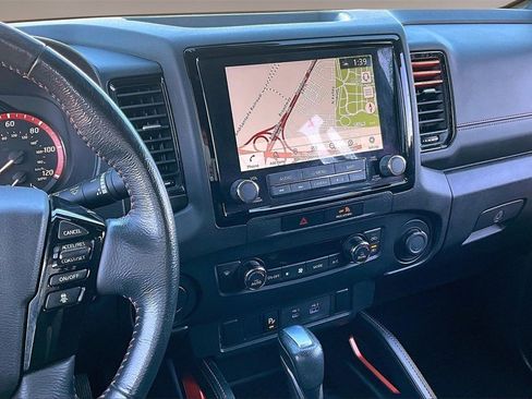 Used 2022 Nissan Frontier Pro-X w/ Technology Package image 6