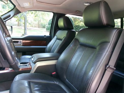 Used 2010 Ford F150 Lariat AWD/4WD image 14