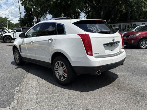 Used 2013 Cadillac SRX Luxury image 3