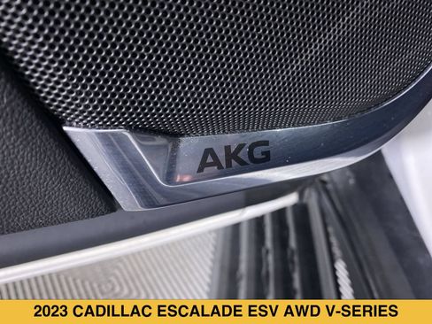 Certified 2023 Cadillac Escalade ESV V AWD/4WD image 14
