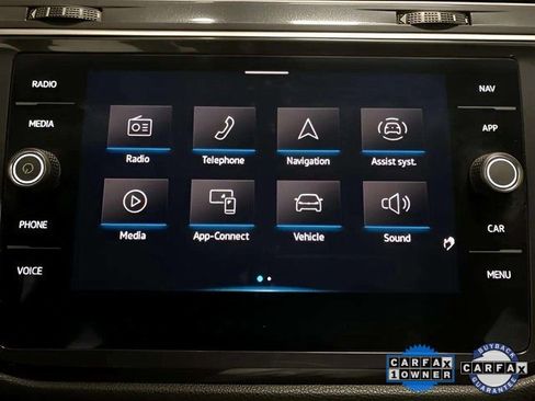 Used 2024 Volkswagen Tiguan SEL R-Line image 44