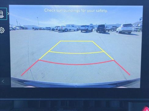 Used 2025 Kia Carnival LXS image 14