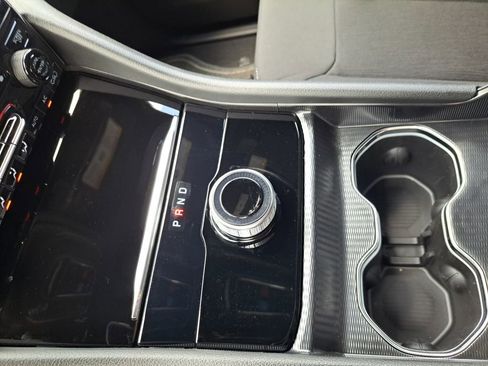 New 2025 Jeep Grand Cherokee L Laredo w/ Luxury Tech Group I image 25