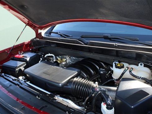 Used 2022 GMC Yukon SLT image 12