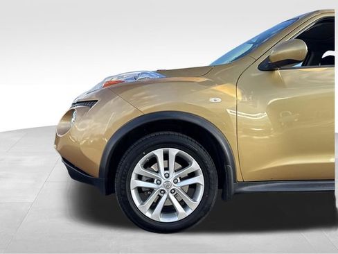 Used 2014 Nissan Juke SV w/ Navigation Package AWD/4WD image 26