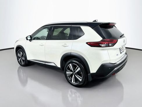 Used 2023 Nissan Rogue SL AWD/4WD image 5