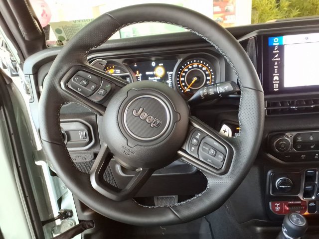 New 2027 Jeep Wrangler Unlimited Rubicon 392 AWD/4WD image 17