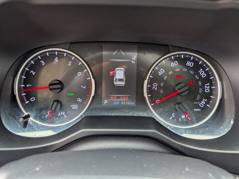 Used 2021 Toyota RAV4 XLE Premium FWD image 19