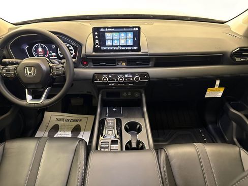Certified 2025 Honda Pilot EX-L image 12