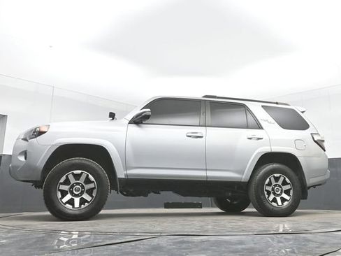 Used 2021 Toyota 4Runner TRD Off-Road Premium image 46