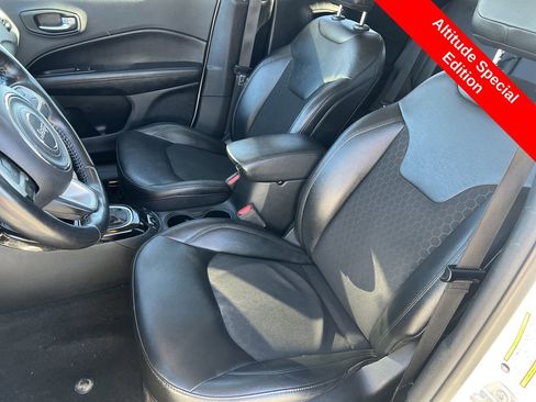 Used 2021 Jeep Compass Latitude image 21