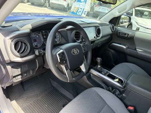 Used 2023 Toyota Tacoma SR5 w/ Technology Package AWD/4WD image 12