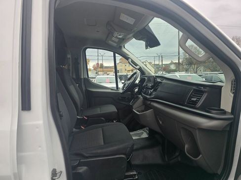 Used 2024 Ford Transit 250 Low Roof w/ Exterior Upgrade Package image 13