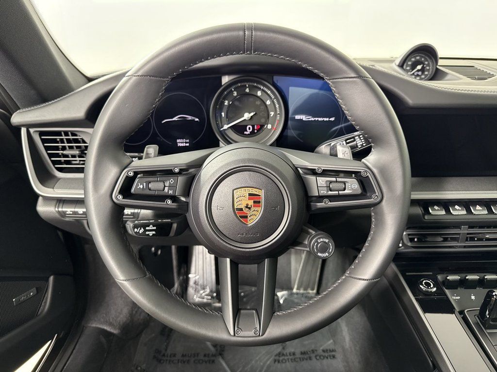 Certified 2024 Porsche 911 Carrera 4 AWD/4WD image 35
