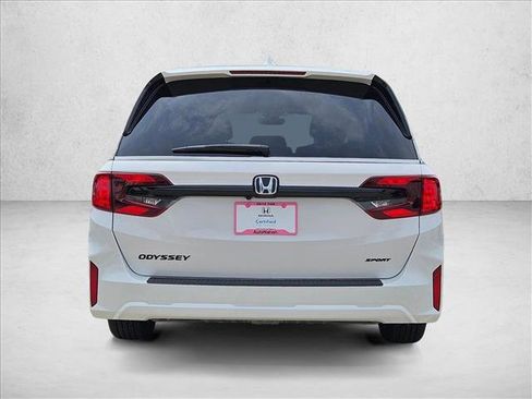 Used 2026 Honda Odyssey Sport-L image 6