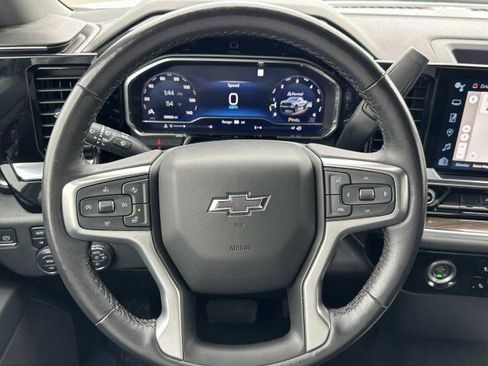 Used 2022 Chevrolet Silverado 1500 LT Trail Boss w/ Protection Package image 11