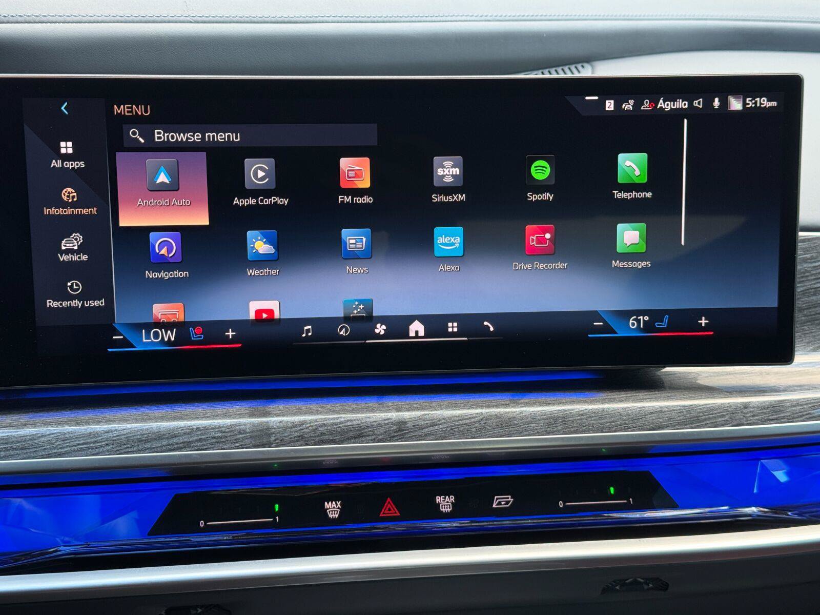 Used 2023 BMW i7 xDrive60 AWD/4WD image 29