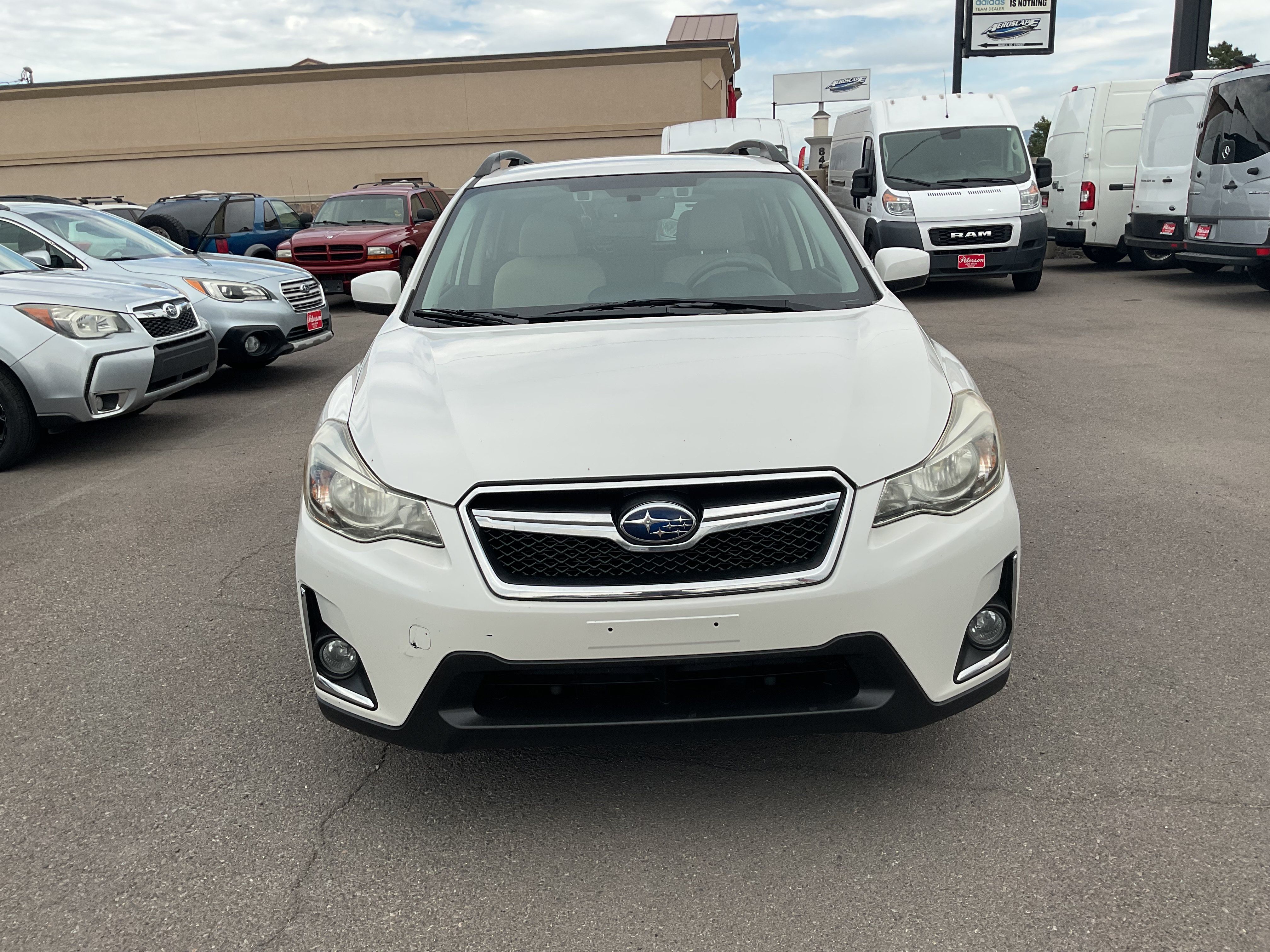 Used 2017 Subaru Crosstrek 2.0i Premium AWD/4WD image 3
