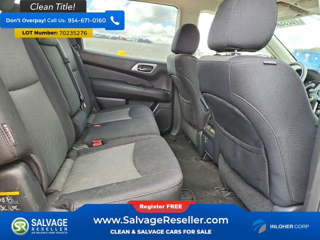 Used 2018 Nissan Pathfinder SV AWD/4WD image 15