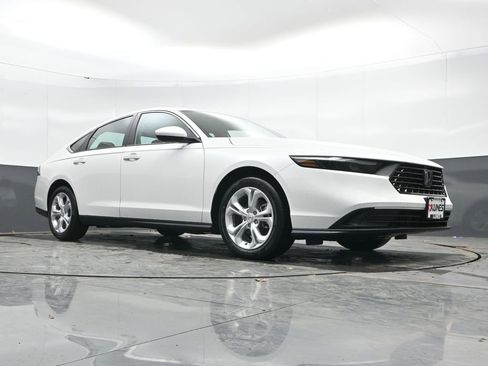New 2026 Honda Accord LX image 36