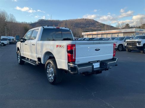 New 2026 Ford F250 Lariat w/ Chrome Package image 7