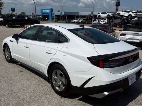 Used 2025 Hyundai Sonata SE FWD image 5