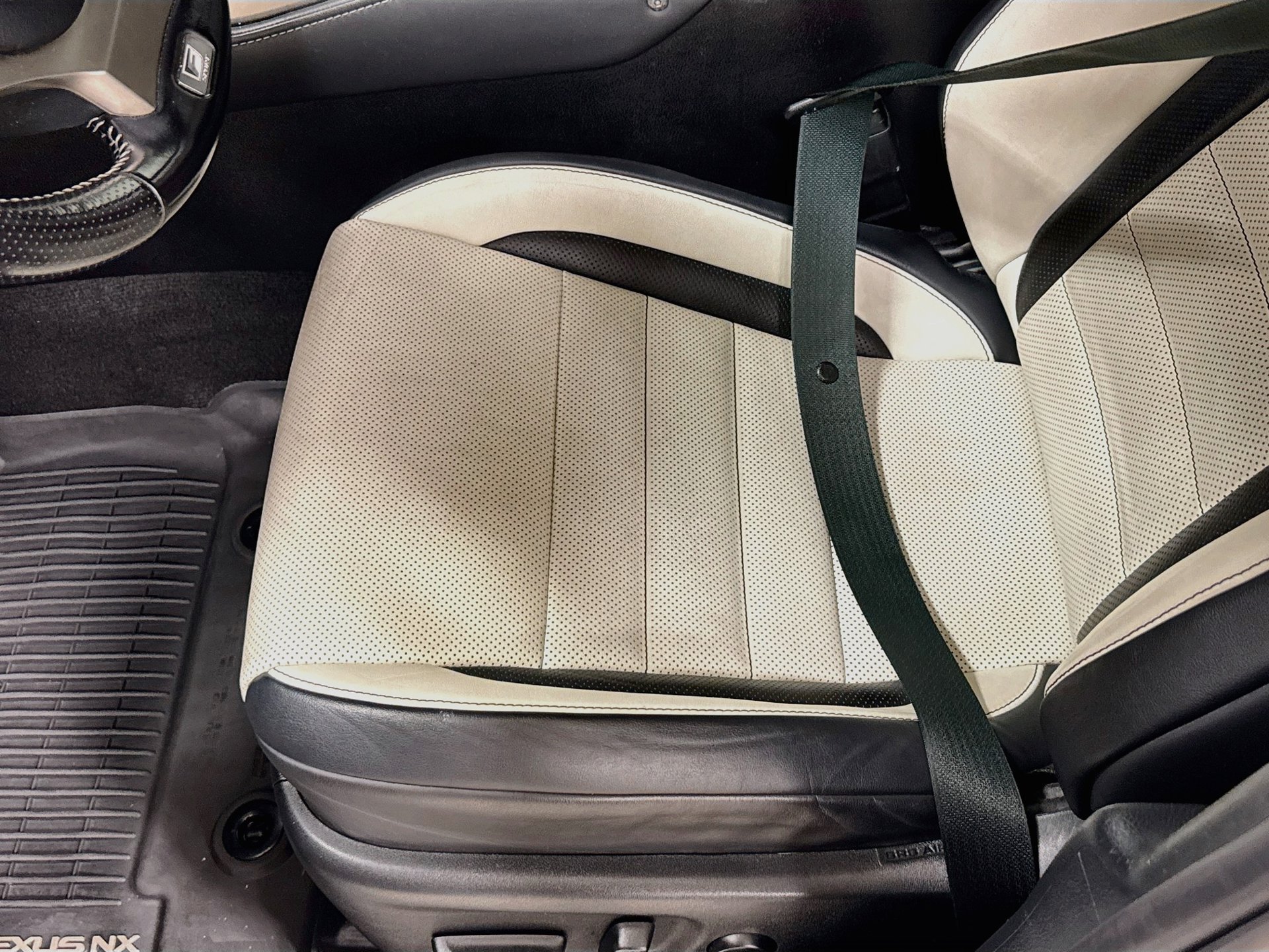 Used 2021 Lexus NX 300 F Sport w/ Accessory Package 2 FWD image 18