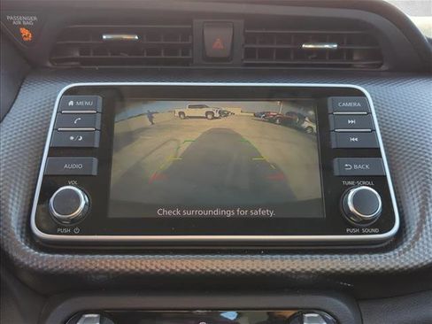 Used 2020 Nissan Kicks SV image 16