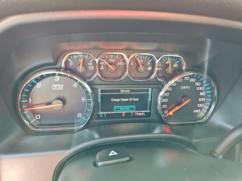 Used 2018 Chevrolet Silverado 1500 LT w/ Trailering Package AWD/4WD image 20