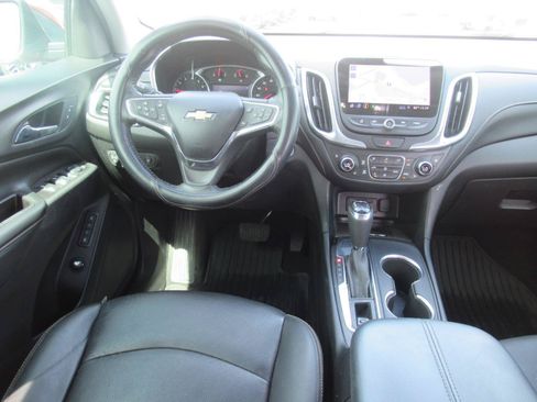 Used 2020 Chevrolet Equinox Premier FWD image 12