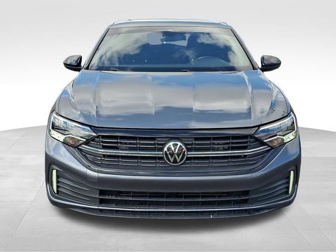 Used 2022 Volkswagen Jetta Sport FWD image 2