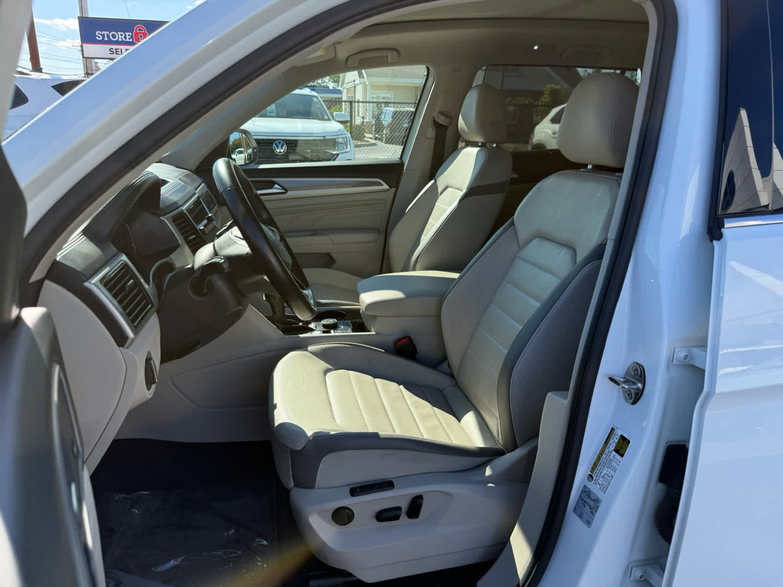 Used 2021 Volkswagen Atlas SEL Premium AWD/4WD image 21