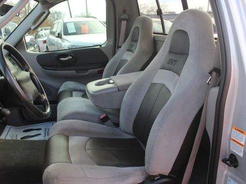 Used 2004 Ford F150 Lightning image 20