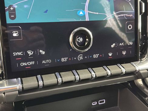 New 2026 GMC Yukon XL Elevation image 32