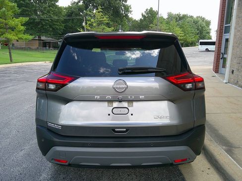 Used 2023 Nissan Rogue SV AWD/4WD image 6