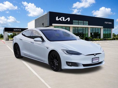 Used 2016 Tesla Model S 75D AWD/4WD image 3